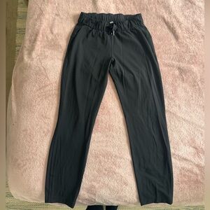 Lululemon Athletica Black Elastic Waistband Pants